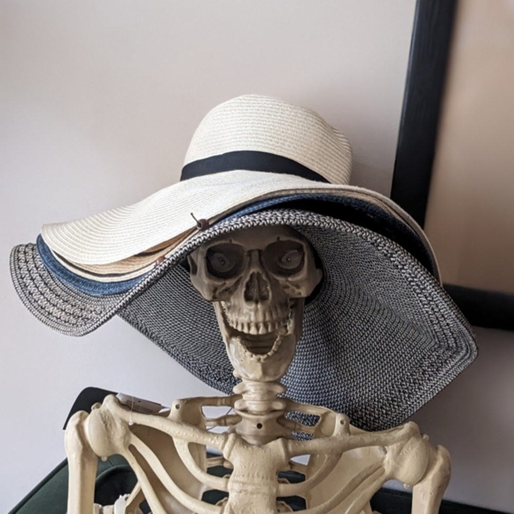 Lot Of 4 Wide Brim Sunhats One Is Nine West